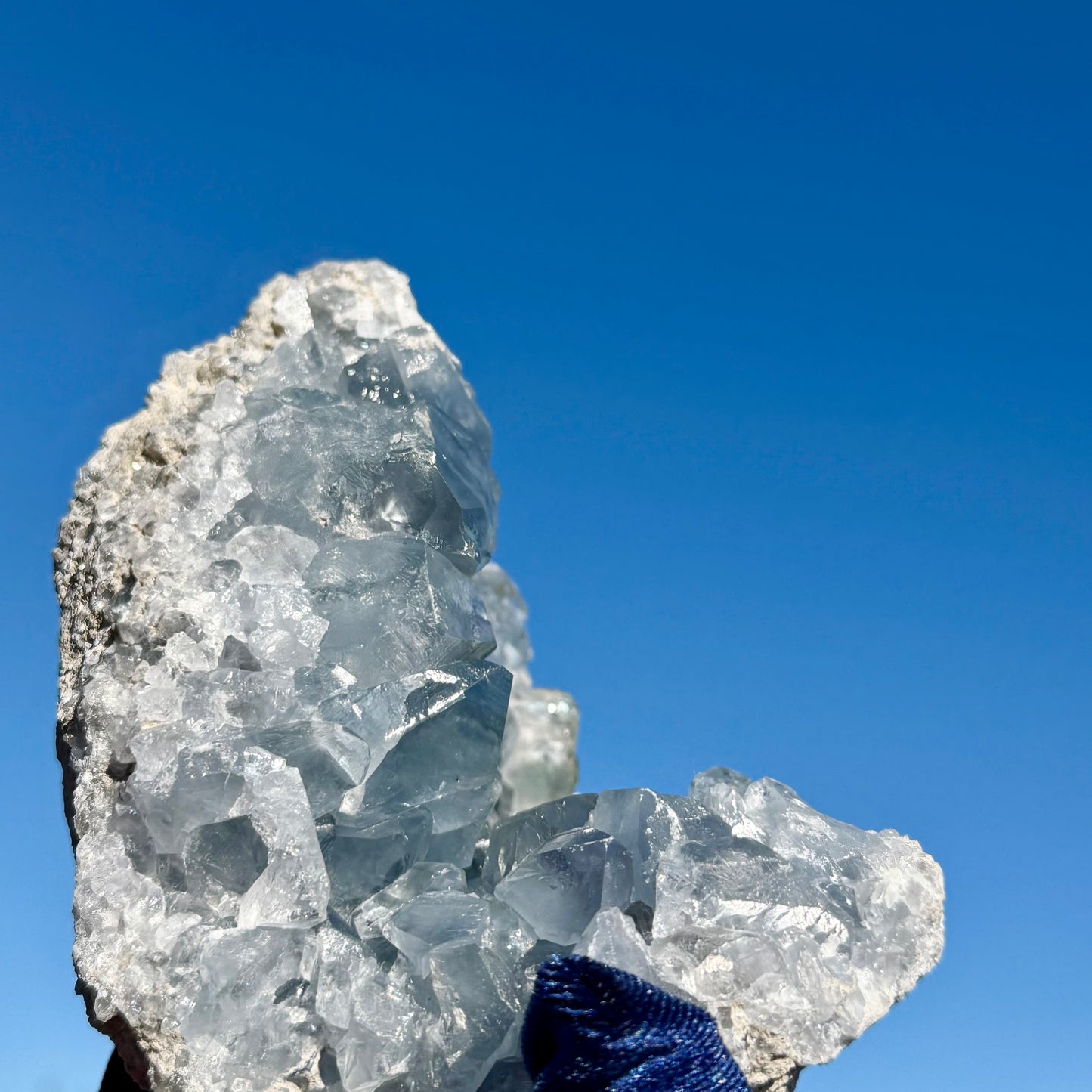 Blue Calcite Cluster with Custom Display Stand　ブルーカルサイト　＃BC-054