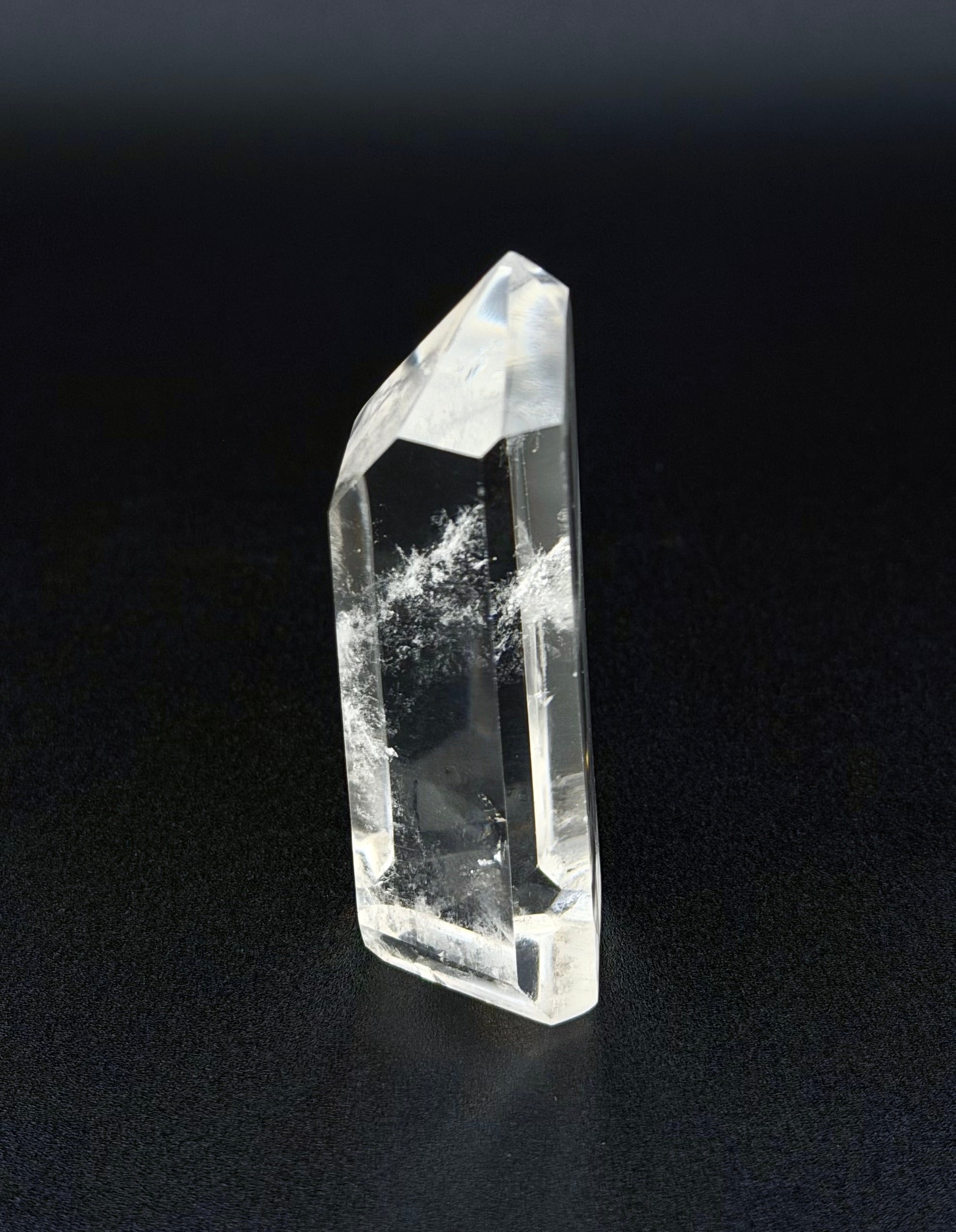 Clear Quartz Crystal Point  6.5cm(2.55")