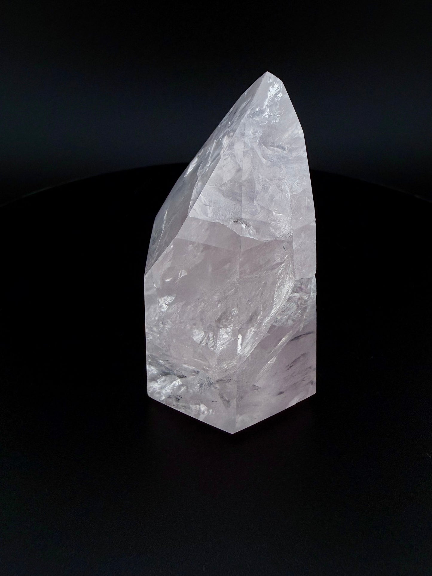 ローズクォーツ レインボーポイント 💖 無条件の愛と癒しを招きます RQ-006