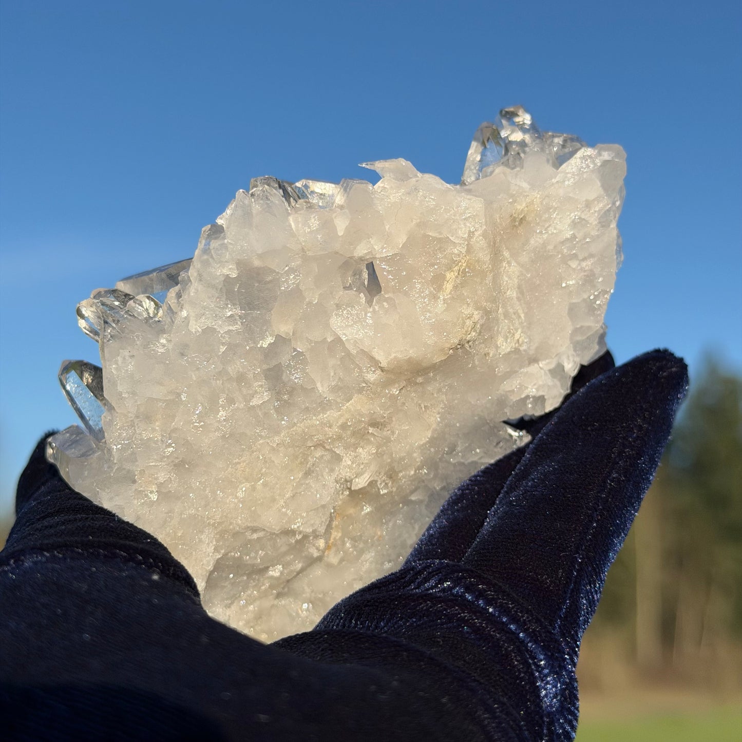 High-Clarity Quartz Cluster with Scattered Rainbows 281g  虹入り クリアクォーツ クラスター #CQ-043