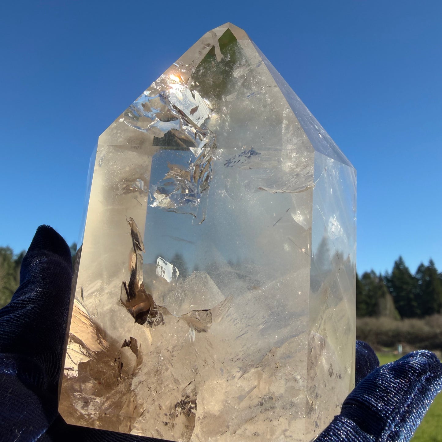 [Collector's Grade] Premium Phantom Quartz with Rainbows (4.7" / 2.26 lbs) 1kg #CQ-052