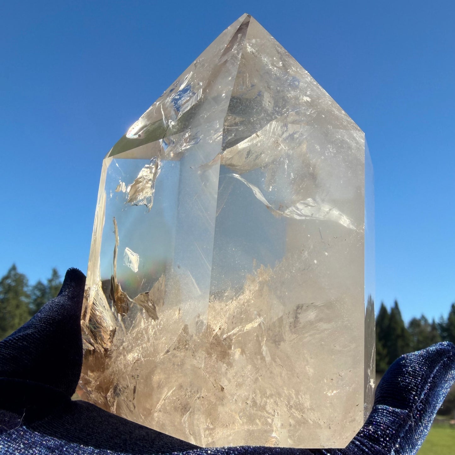 [Collector's Grade] Premium Phantom Quartz with Rainbows (4.7" / 2.26 lbs) 1kg #CQ-052