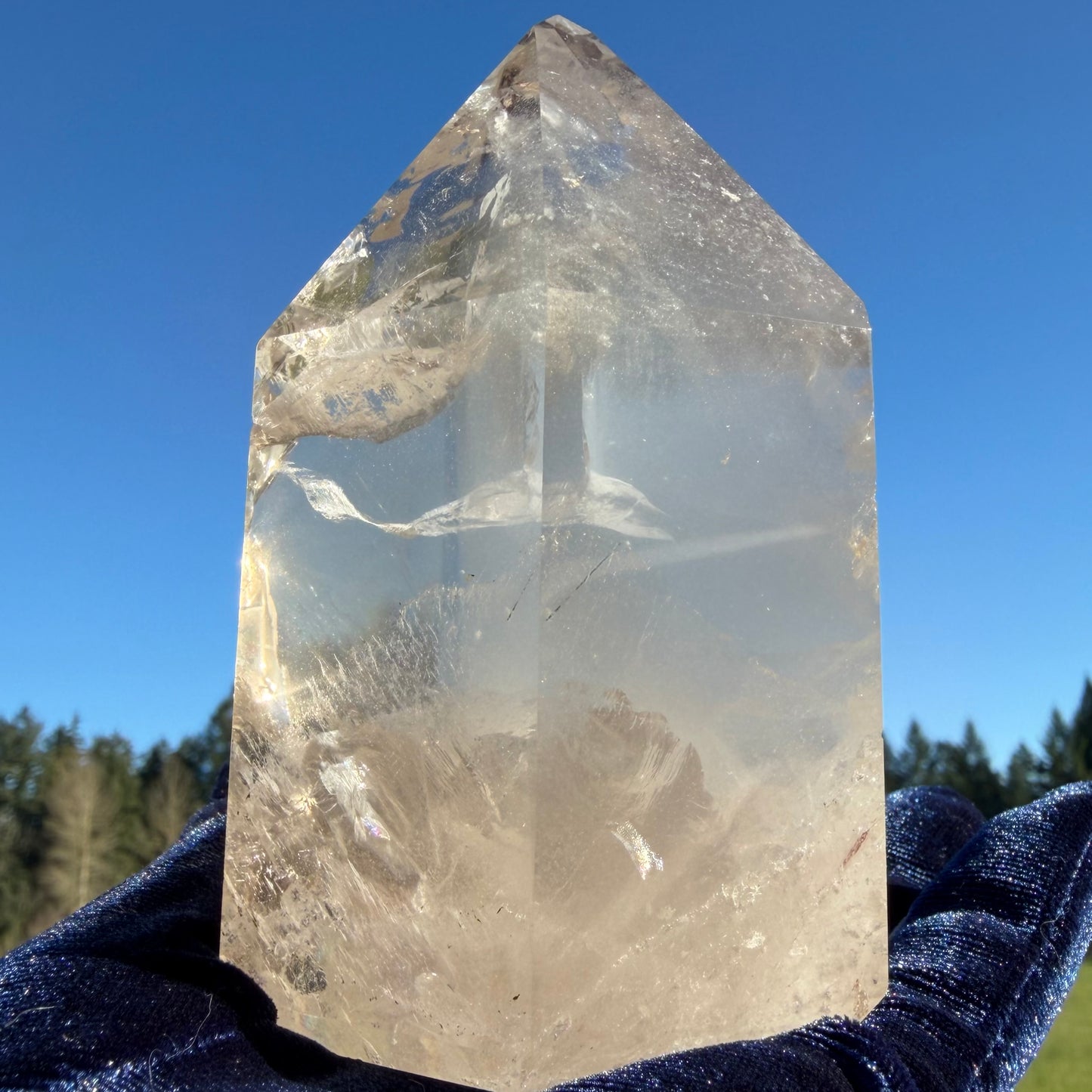 [Collector's Grade] Premium Phantom Quartz with Rainbows (4.7" / 2.26 lbs) 1kg #CQ-052
