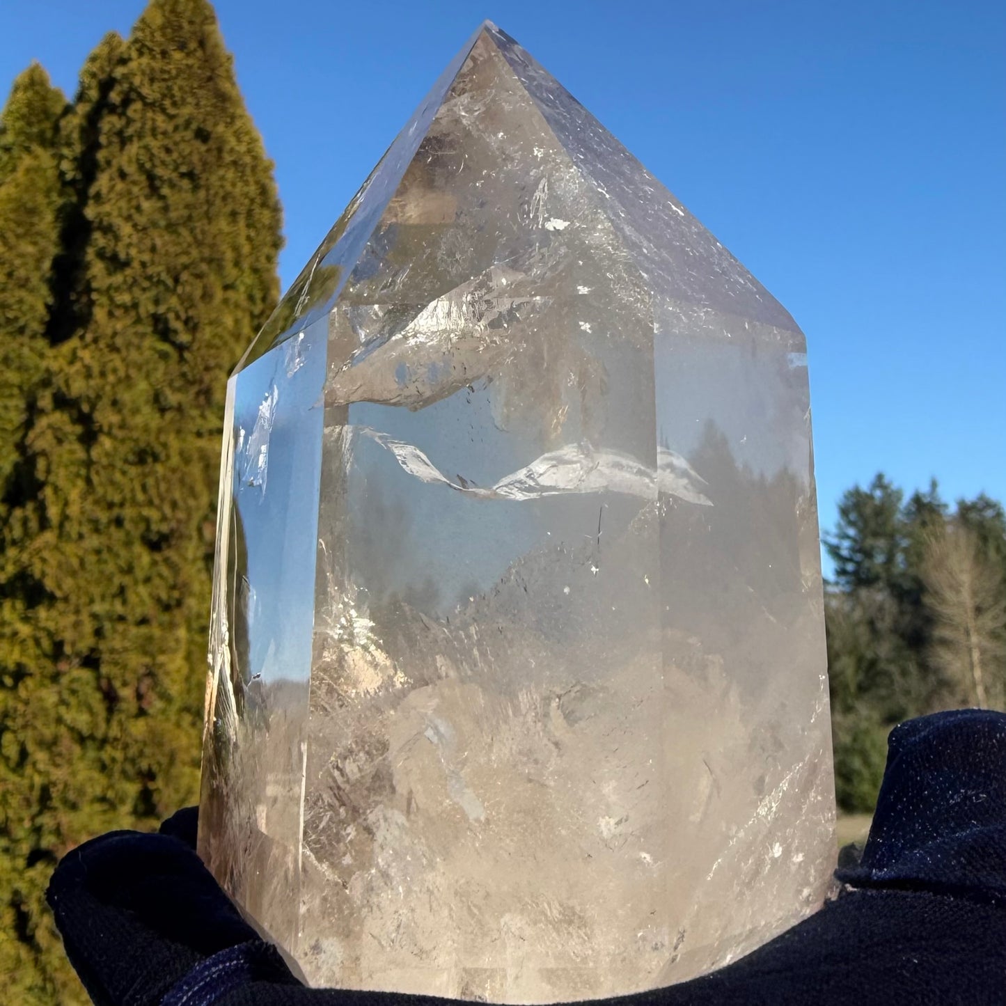 [Collector's Grade] Premium Phantom Quartz with Rainbows (4.7" / 2.26 lbs) 1kg #CQ-052