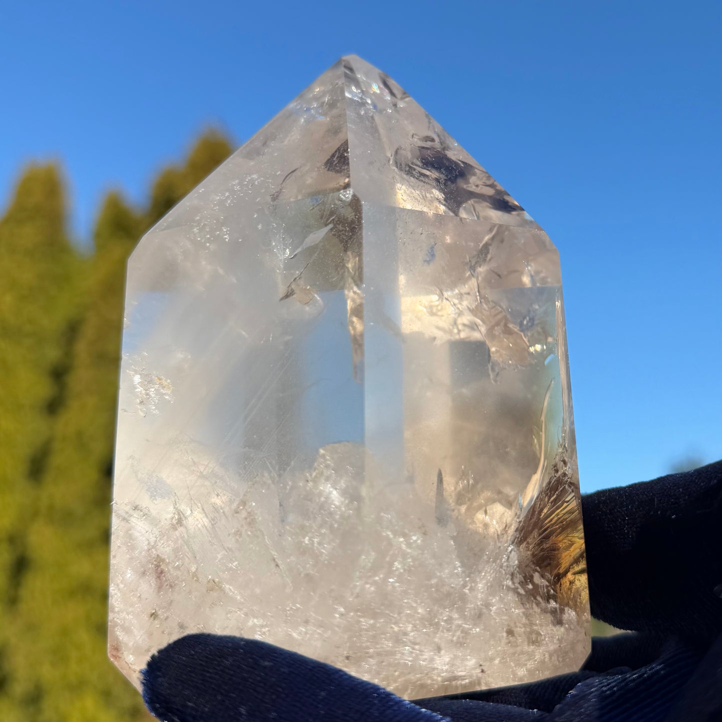 [Collector's Grade] Premium Phantom Quartz with Rainbows (4.7" / 2.26 lbs) 1kg #CQ-052