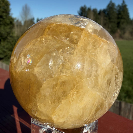 Golden Healer Quartz Sphere with Rainbows (2.6")ゴールデンヒーラー虹入り67 mm #GH-048