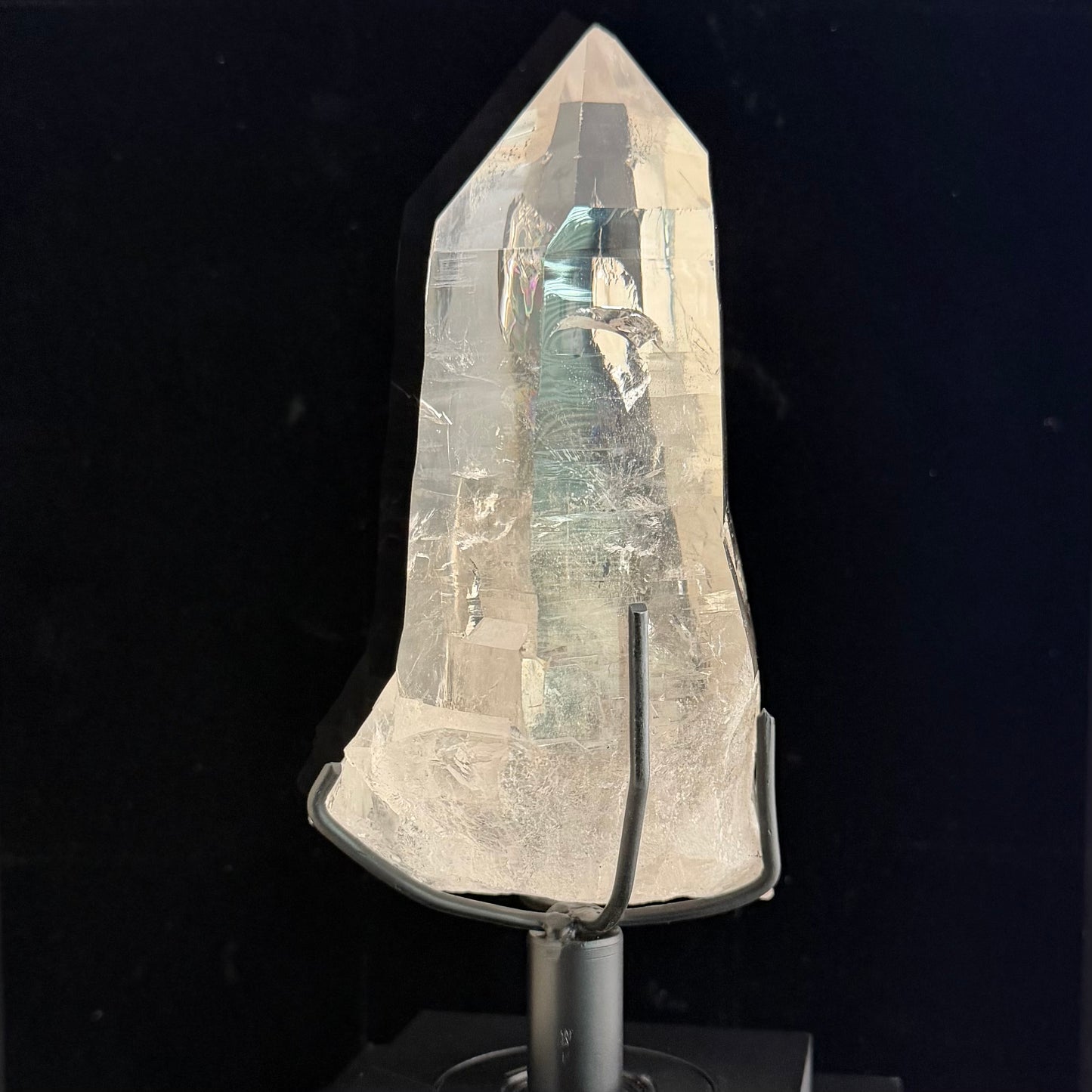 Ultra-Clear Lemurian Seed Quartz Point - Includes Custom Gallery Stand レムリアンシード・クォーツ クリスタルポイント(虹入)  - カスタムスタンド付#LQ-058