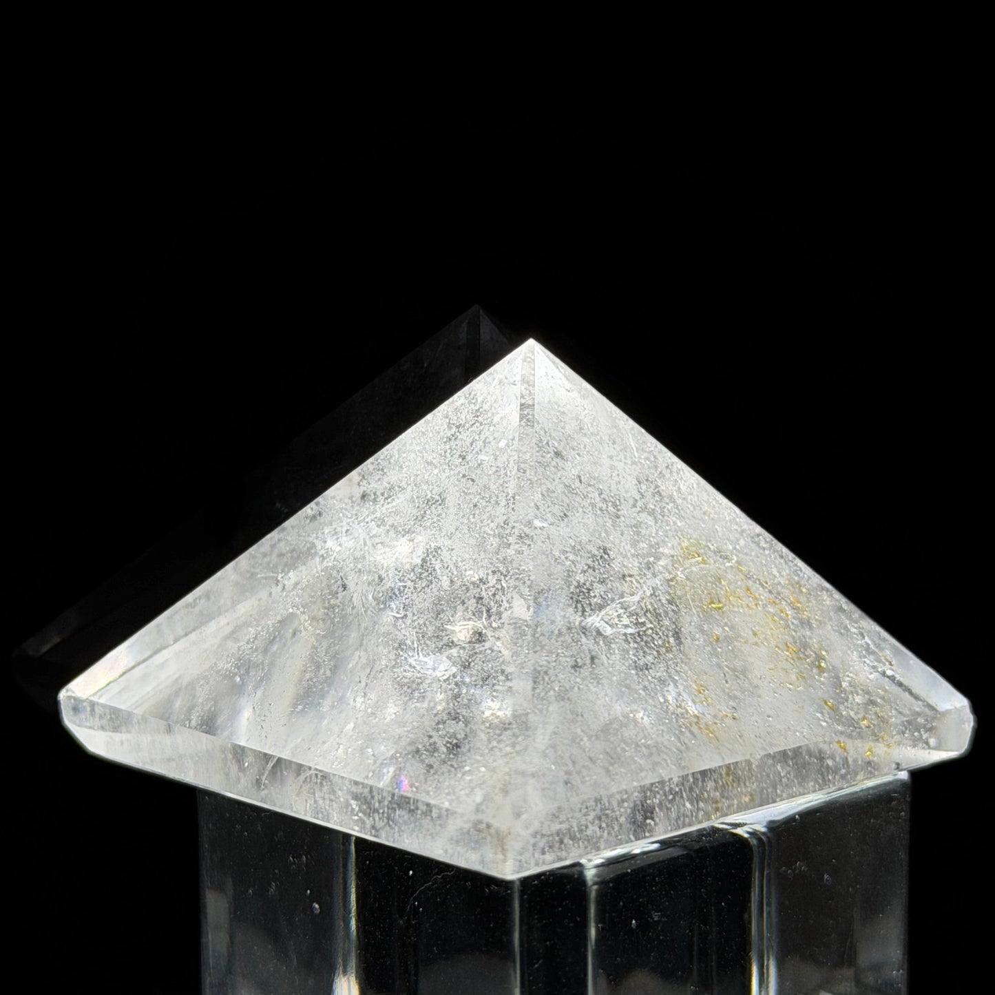 Clear Quartz Pyramid クリアクォーツ・ピラミッド 27mm 54g #CQ-067