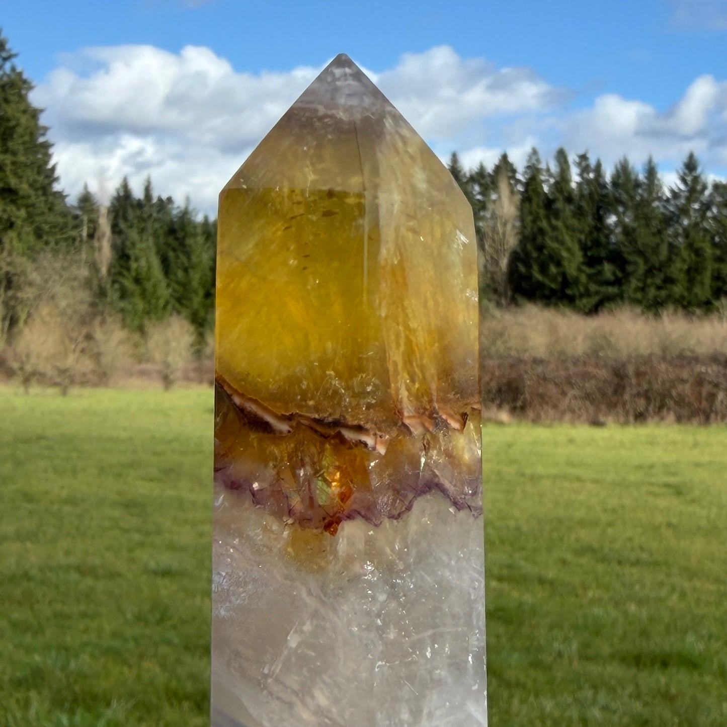 Golden Sun & Rainbow Iris Fluorite Tower フローライト・タワー 126mm #F-071