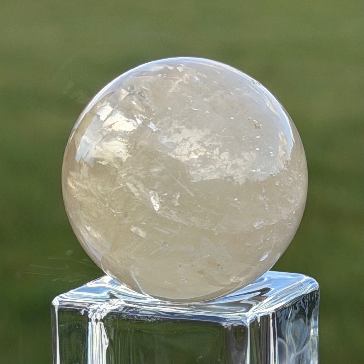 Citrine Sphere with Rainbows シトリン・スフィア（丸玉）40mm #CIT-093