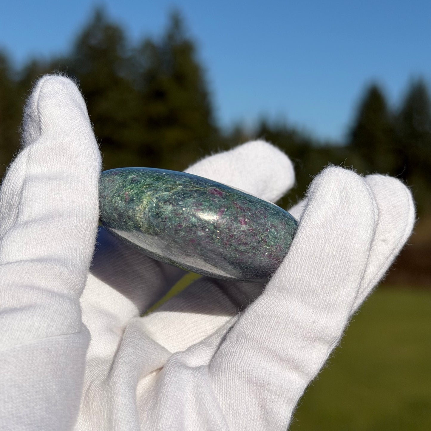 Ruby in Zoisite 55mm, 122g #ZOI-085