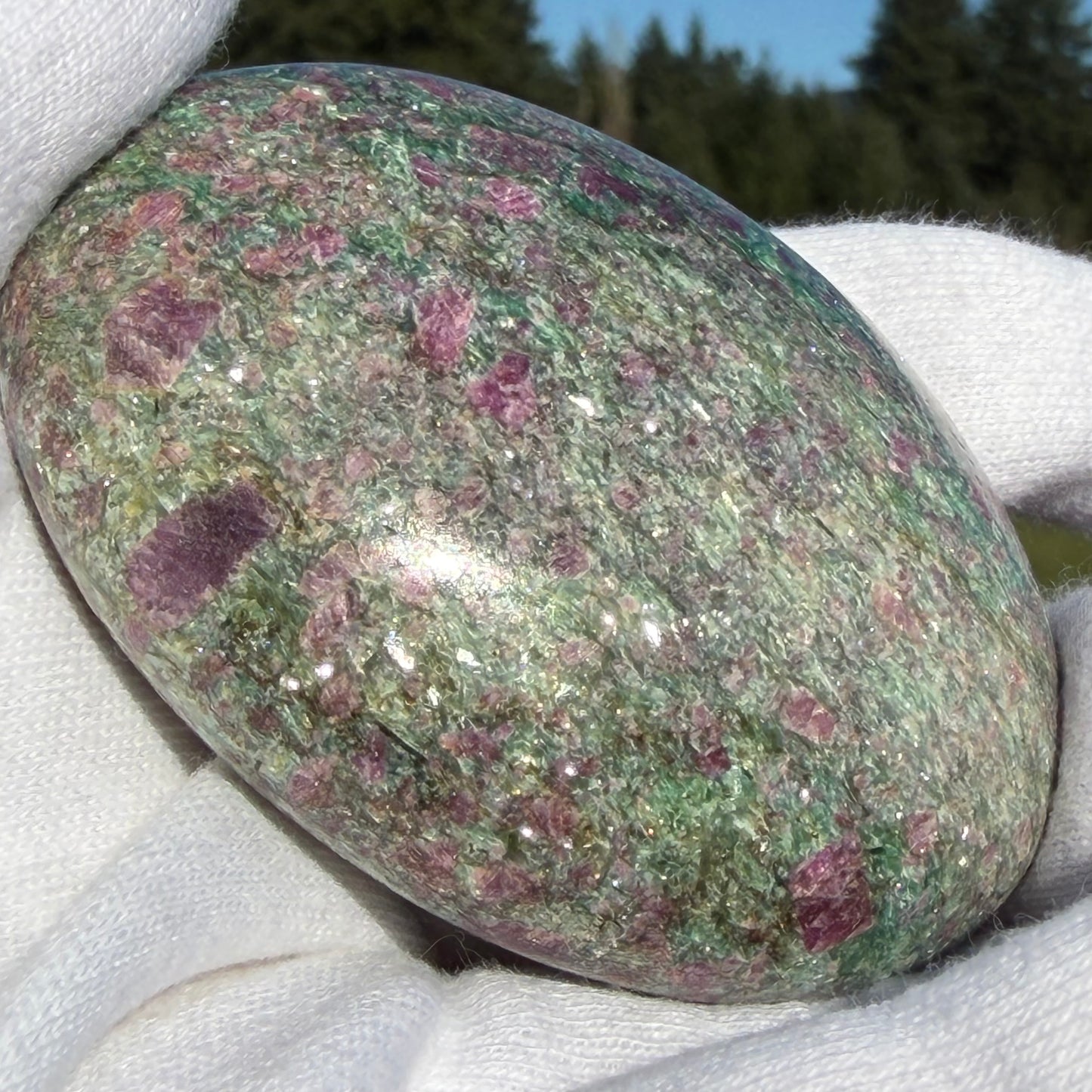 Ruby in Zoisite ゾイサイト 62mm, 132g #ZOI-086