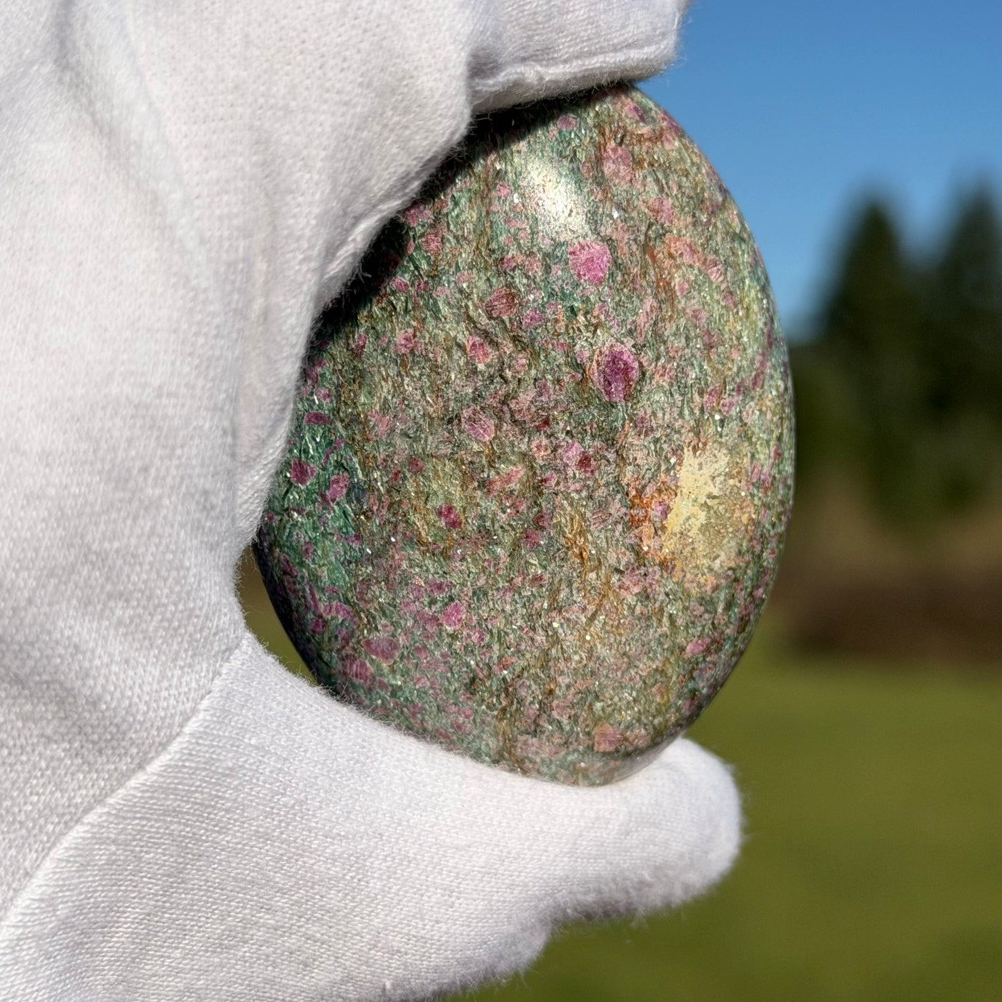 Ruby in Zoisite ゾイサイト 62mm, 132g #ZOI-086