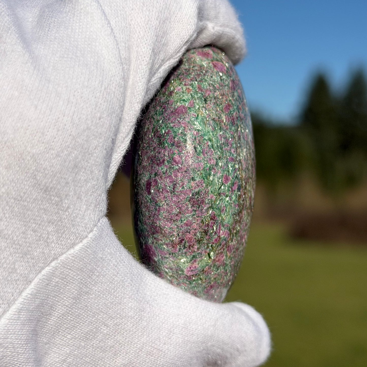 Ruby in Zoisite ゾイサイト 62mm, 132g #ZOI-086